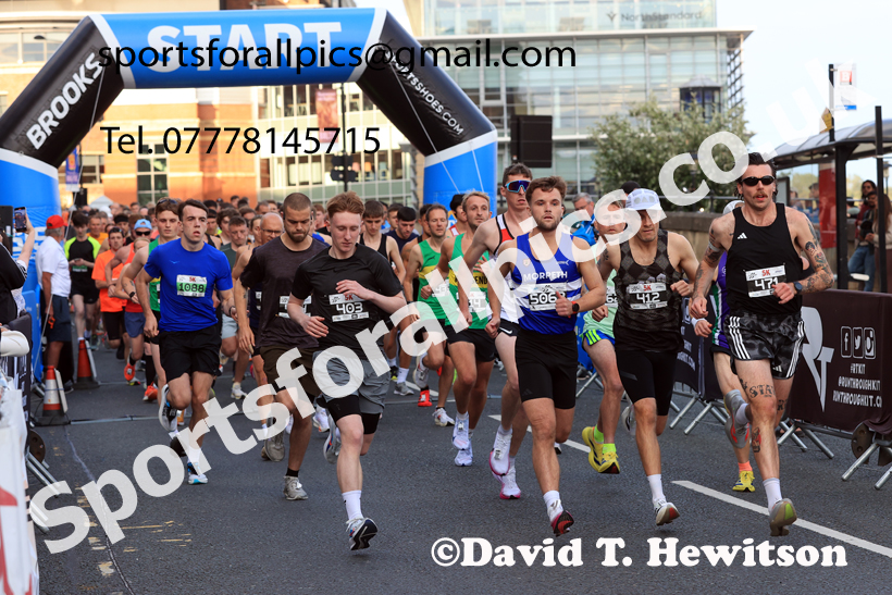 The Newcastle Quayside 10k Road Race, 2025 Newcastle Quayside 5k and 10k Road Race  Photo: David T. Hewitson/Sports for All Pics